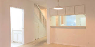 8073 Pacific Beach Drive Gallery 3