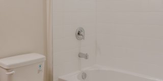 16705 Victoria Grove Alley Gallery 24