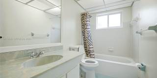 920 NW 92ND AVE PEMBROKE PINES, FL 33024 Gallery 21
