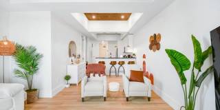 300 East LaSalle Gallery 3