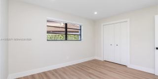 8421 SW 27th Ter Gallery 7