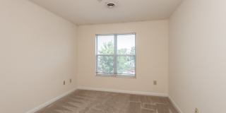 Walk to UC & UC Medical | 1BR/2BR Apartments Gallery 62