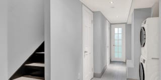 110 E 7th St Gallery 8