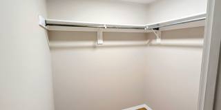 Spacious North Bethesda 3BR with Private Patio & Resort-Style Amenities Gallery 16