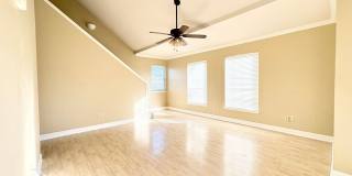 3BR Townhome Near LSU – Convenient & Spacious Gallery 14