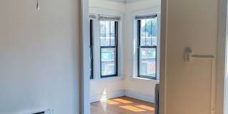 2876-2900 N Clark Gallery 56