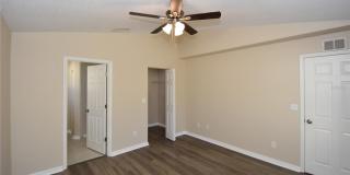 6 SECKEL COURT Gallery 28
