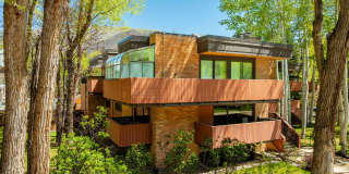 400 W Hopkins Avenue Gallery 26