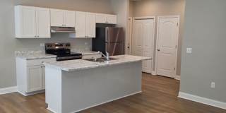 Charming 3 bed, 1.5 bath Gallery 5