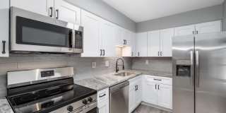 1 BED RM CONDO - FARMINGTON HILLS Gallery 1