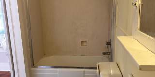 1322 W University Avenue Gallery 18