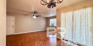 512 Lake Forest Boulevard Gallery 3