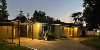 2625 West Sonora Avenue Gallery 1