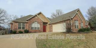 303 NW Palomino St Gallery 1