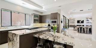 19 GARDEN RAIN Drive Gallery 10