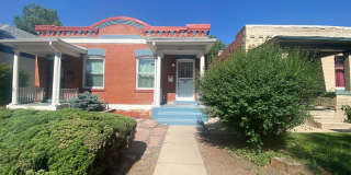 Beautiful 2 Bed 1 Bath Rowe Home in Washington Park Neighborhood Gallery 1