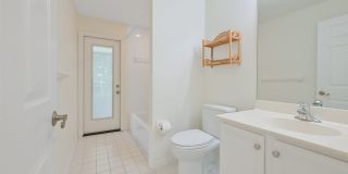 3/2 Beautiful Meadow Pointe Home Gallery 24