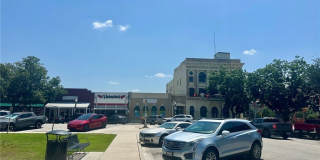 140 1/2 E San Antonio Gallery 16