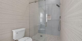 1095 Anchor Point Gallery 25