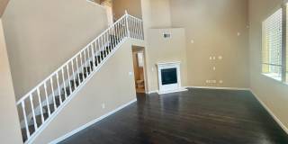 Charming 4 Bedroom Home in Springlake Gallery 14