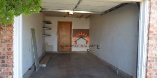 2709 Lore Street Gallery 40