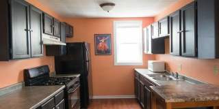 4-Bed Farmhouse Minutes from UVM Campus (30 Chase St) Gallery 4
