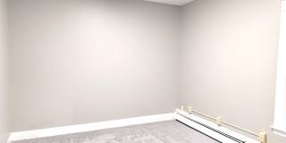 685 Massabesic Street Gallery 10