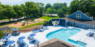 The Arboretum Gallery 9