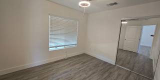Beautiful, Clean 4 bedroom with Solar!! Gallery 8