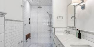 663 Yorkshire Road NE Gallery 46