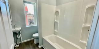 STUDENT HOUSING OPPORTUNITY - Bright and Updated 2 Bedroom 1.5 Bath House in Oakland Gallery 22