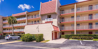 1040 Country Club Dr Gallery 1