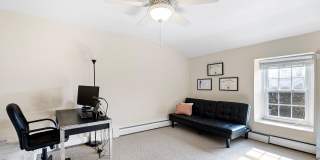 147 East St Gallery 8