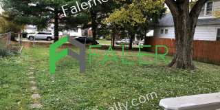 Huge Yard and Charming Home! Gallery 15