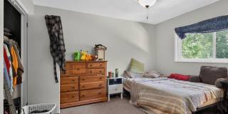 Charming 2BR Townhome in Athens Gallery 20