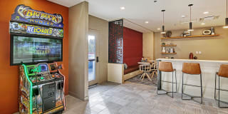 Orenda Gallery 17