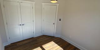 Room in 4 Bedroom Home at Edgerton Dr Gallery 34
