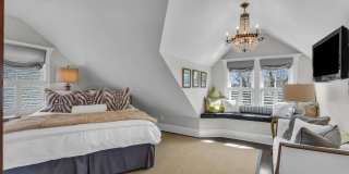 310 Worthington Avenue Gallery 36