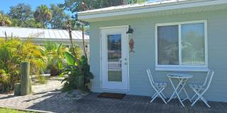 NSB FURNISHED EFFICIENCY UNIT-ALL UTILITIES INCLUDED INCLUDING WI-FI! Gallery 1