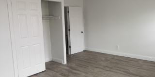 626 N 12TH Gallery 21