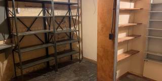 Cute & Retro 3 Bedroom Home in Midtown w/ Garage! Gallery 17