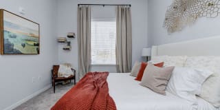 Pullman Pointe Gallery 36