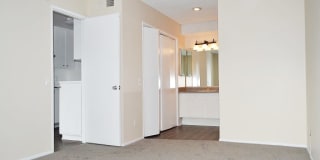 Los Feliz Summit Apartments Gallery 7