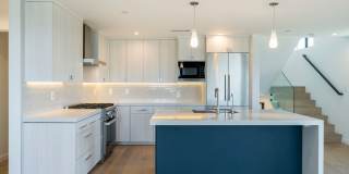 Modern Manhattan Beach Townhome! Gallery 9