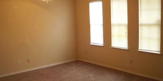 827 Russell Circle unit: 827 Gallery 3