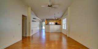Large 2 BR, 2 BA Dual Master Suite in Boiling Springs Convenient to Shopping, Dining, Easy Access to I-85 Gallery 13