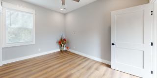 One Private Bedroom/Bath in Spacious 5BR/5BA Townhome Near UTK Gallery 10