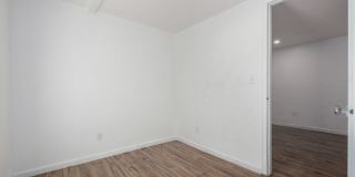 Verde Gallery 15
