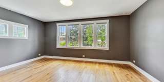 8101 Floral Avenue Gallery 14