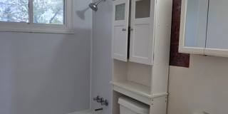 250 Cribbon Ave Gallery 10